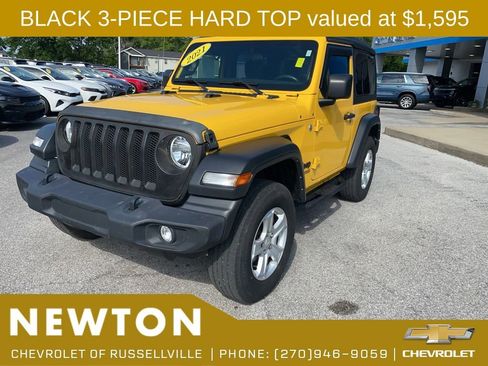 Used 2021 Jeep Wrangler Sport AWD/4WD image 3