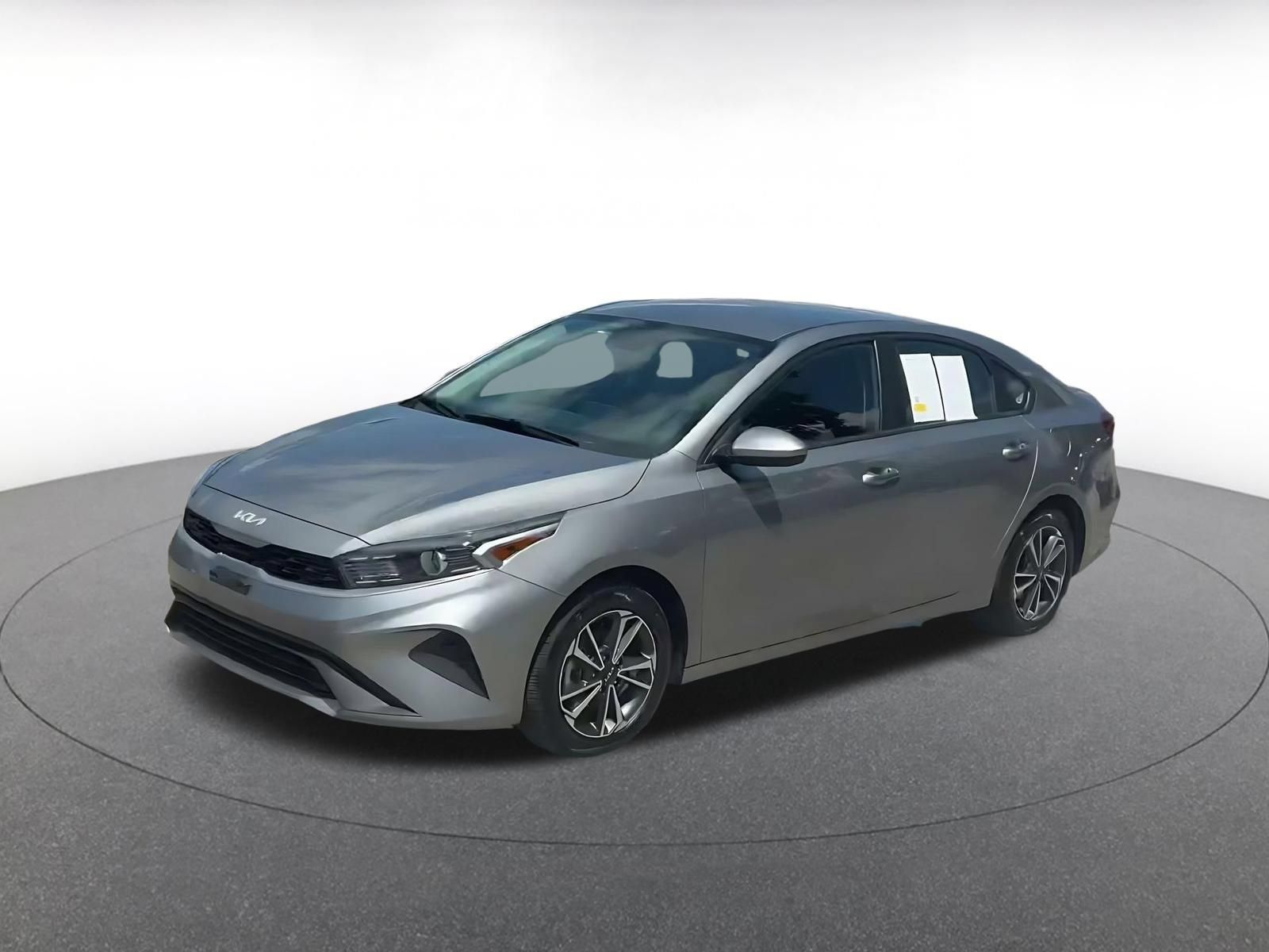 Used 2024 Kia Forte LXS FWD image 6