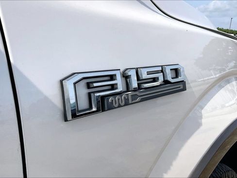 Used 2015 Ford F150 King Ranch w/ Equipment Group 601A Luxury RWD image 21