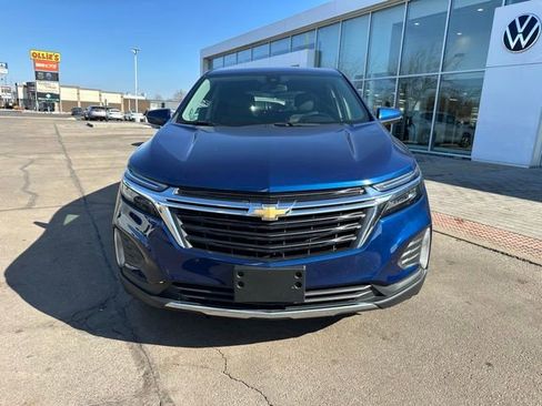 Used 2022 Chevrolet Equinox LT image 2