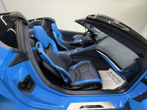 Used 2023 Chevrolet Corvette Stingray Premium Conv w/ 3LT RWD image 23