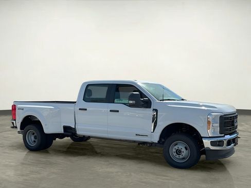 New 2026 Ford F350 XL w/ XL Chrome Package image 12