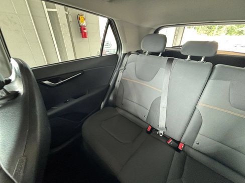 Used 2026 Kia Niro LX FWD image 37
