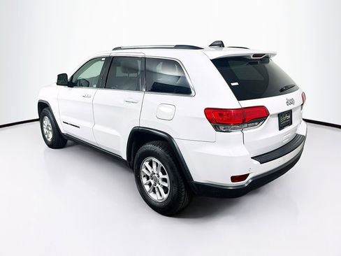 Used 2018 Jeep Grand Cherokee Laredo image 5