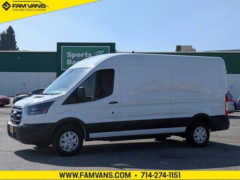 Used 2024 Ford E-Transit 148 Medium Roof RWD image 3