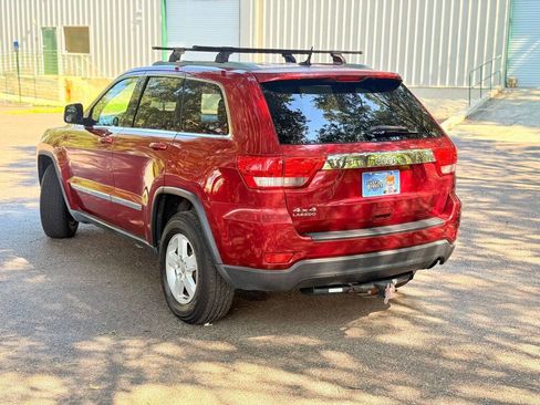 Used 2012 Jeep Grand Cherokee Laredo w/ Laredo E Group image 7