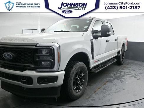 New 2026 Ford F250 XL w/ STX Appearance Package AWD/4WD image 5