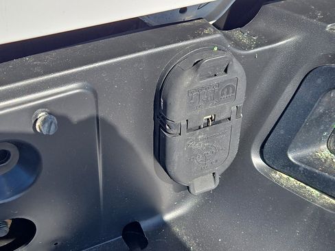 Used 2017 RAM 2500 Tradesman image 4