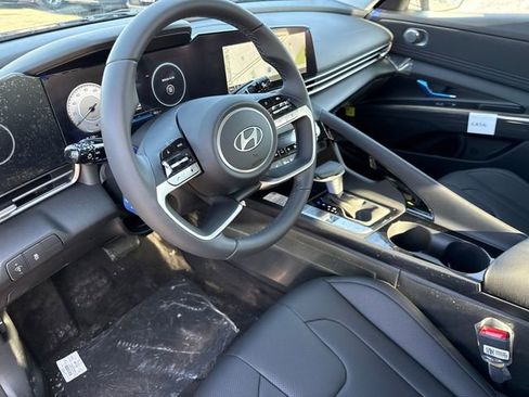 New 2026 Hyundai Elantra Limited image 20
