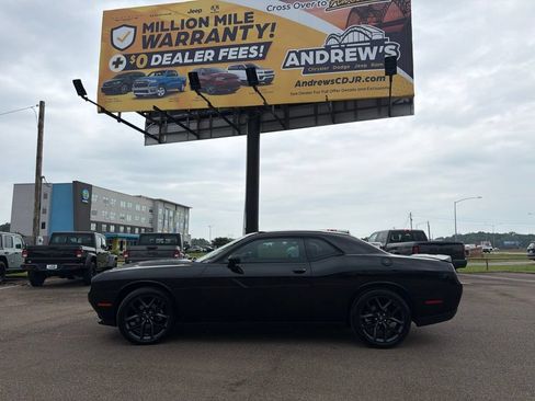 Used 2022 Dodge Challenger SXT w/ Blacktop Package RWD image 2