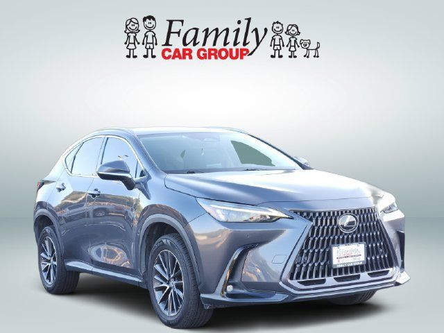 Used 2022 Lexus NX 350 AWD image 2