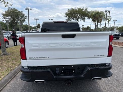 Certified 2021 Chevrolet Silverado 1500 Custom Trail Boss AWD/4WD image 4