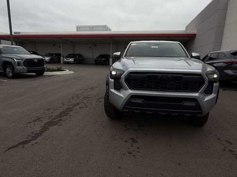 New 2026 Toyota Tacoma TRD Off-Road AWD/4WD image 25