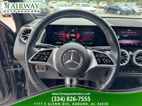Used 2025 Mercedes-Benz GLB 250 image 17