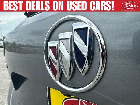 Used 2022 Buick Envision Avenir w/ Technology Package II FWD image 36