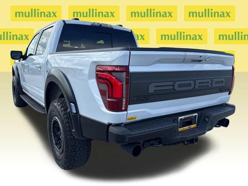 Used 2025 Ford F150 Raptor AWD/4WD image 9