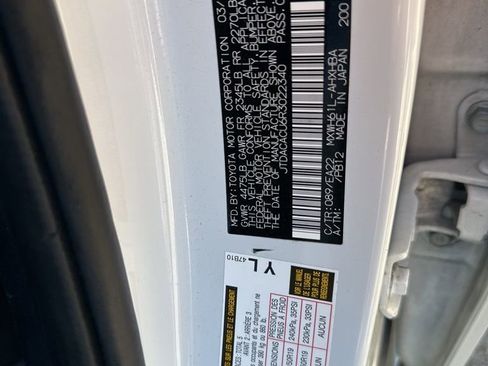Used 2024 Toyota Prius Prime Premium w/ Advanced Technology Package FWD image 11