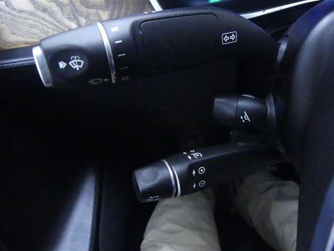 Used 2017 Tesla Model S 60D image 16