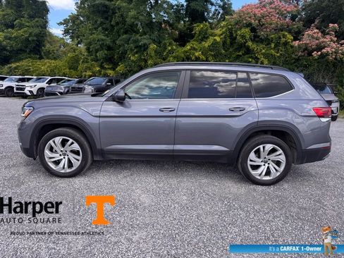 Used 2023 Volkswagen Atlas SE AWD/4WD image 2