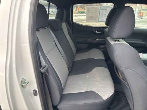 Used 2020 Toyota Tacoma TRD Off-Road w/ Blackout Package image 16