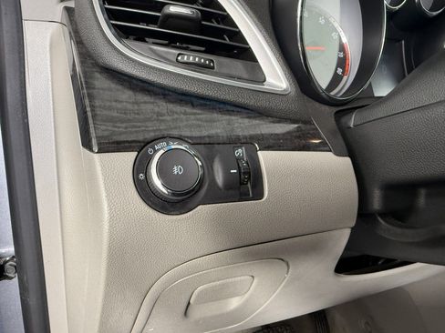 Used 2014 Buick Encore Convenience FWD image 22