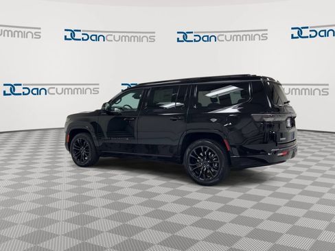 New 2026 Jeep Grand Wagoneer Summit AWD/4WD image 6