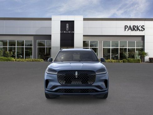 New 2026 Lincoln Aviator 2WD w/ Jet Appearance Package image 6