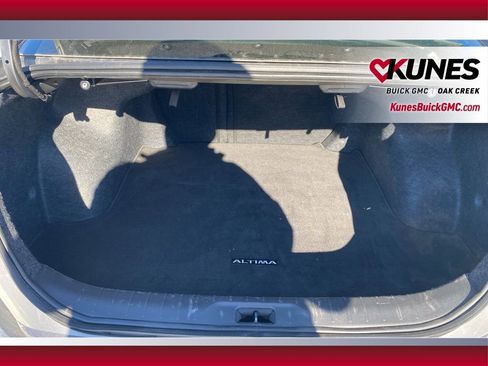 Used 2024 Nissan Altima 2.5 SR image 24