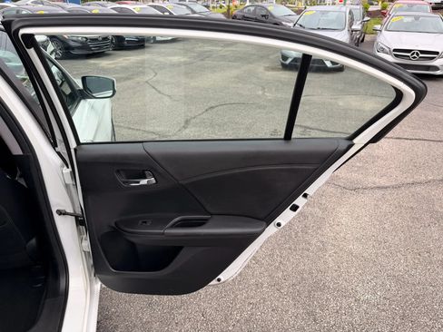 Used 2015 Honda Accord Sport image 24