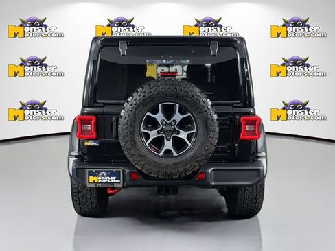 Used 2022 Jeep Wrangler Unlimited Rubicon w/ LED Lighting Group AWD/4WD image 6