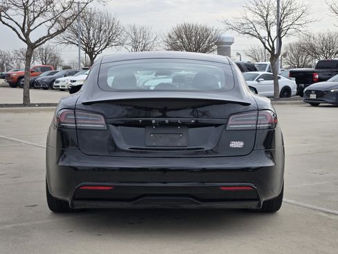 Used 2024 Tesla Model S Plaid image 4