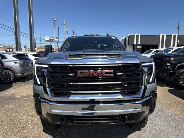 Used 2025 GMC Sierra 2500 Pro w/ Convenience Package AWD/4WD image 2