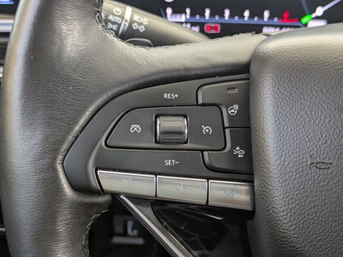 Used 2024 Cadillac Escalade Sport w/ LPO, ONYX Package image 18