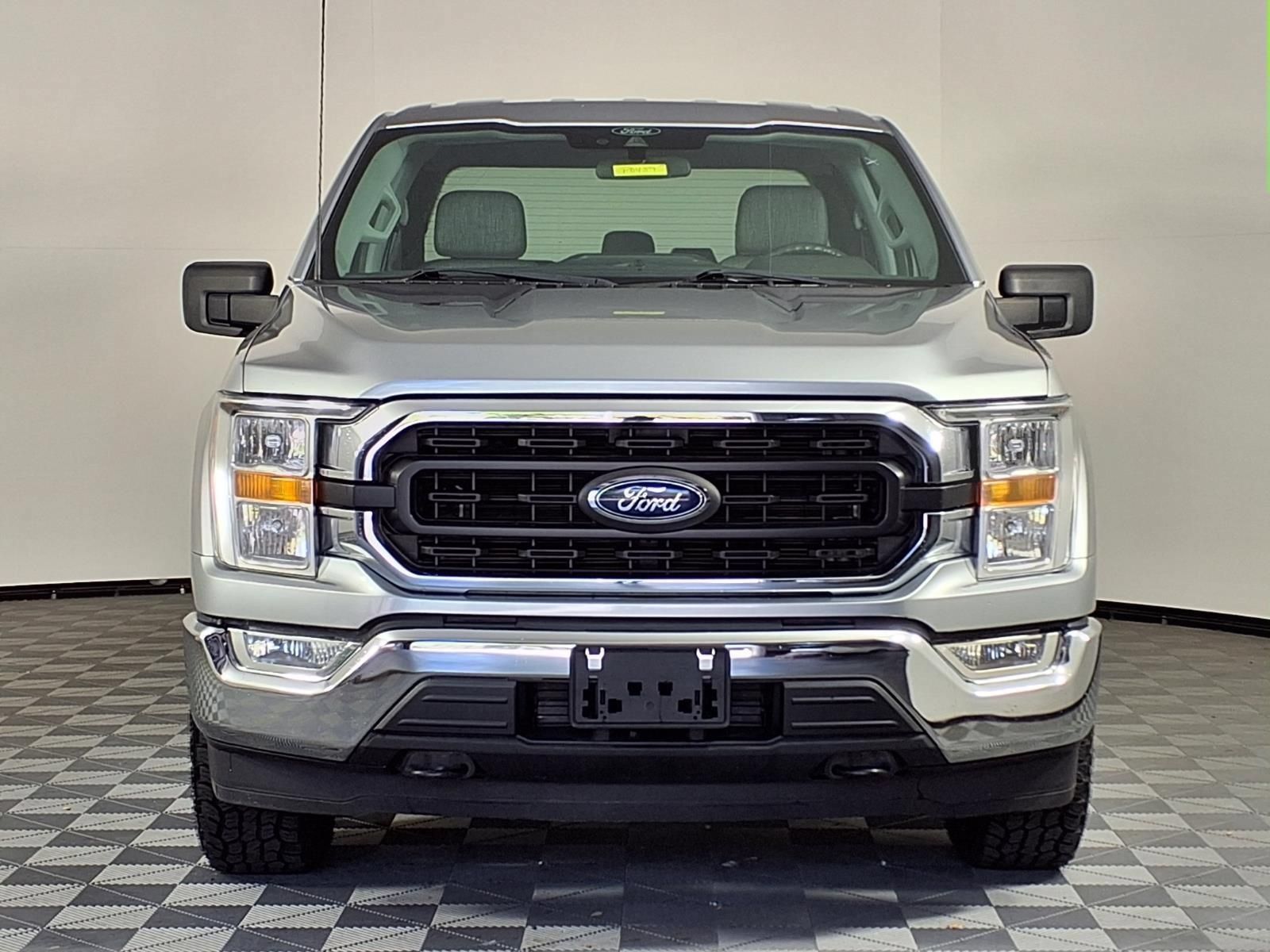 Used 2022 Ford F150 XLT AWD/4WD image 2
