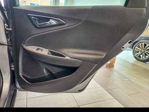 Used 2023 Chevrolet Malibu LT FWD image 23