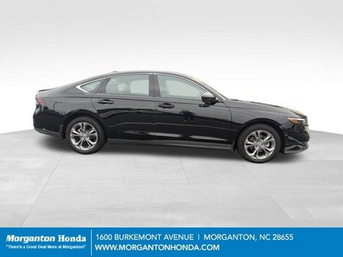 Used 2024 Honda Accord EX image 10