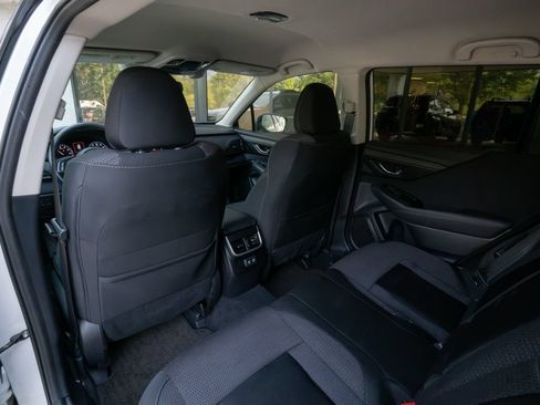 Used 2022 Subaru Outback Premium AWD/4WD image 12