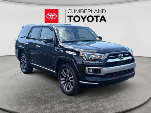 Used 2024 Toyota 4Runner Limited AWD/4WD image 7
