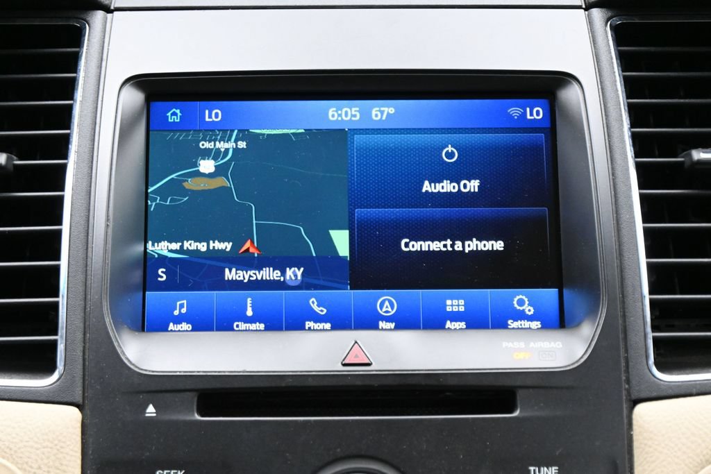 Used 2018 Ford Taurus SEL FWD image 23