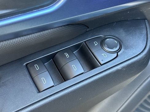 New 2026 Chevrolet Equinox EV LT image 12