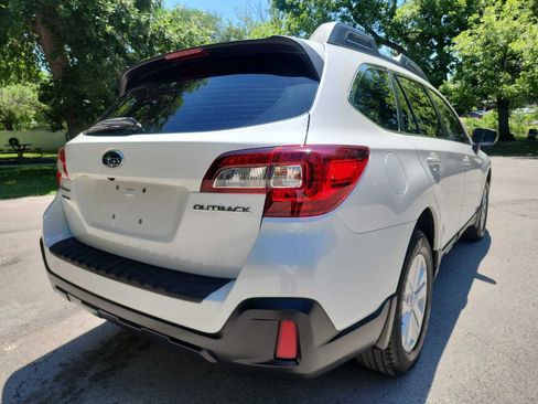 Used 2019 Subaru Outback 2.5i AWD/4WD image 9