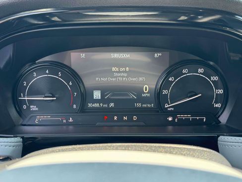 Used 2022 Lincoln Corsair Standard w/ Equipment Group 101A image 23