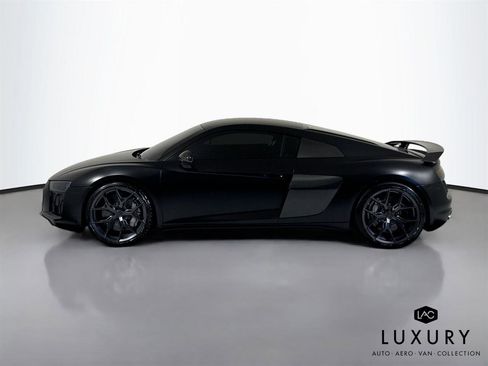 Used 2017 Audi R8 V10 plus image 9