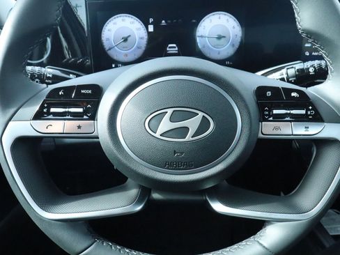 New 2026 Hyundai Elantra Limited image 11