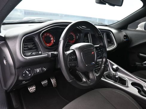 Used 2019 Dodge Challenger R/T Scat Pack w/ Shaker Package RWD image 14