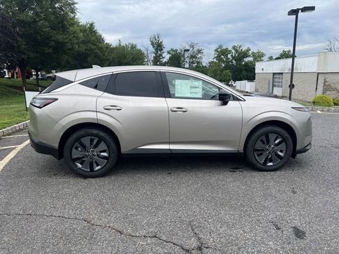 New 2025 Nissan Murano SL image 2