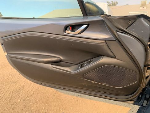 Used 2021 MAZDA MX-5 Miata Grand Touring RWD image 20