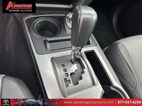 Certified 2024 Toyota 4Runner SR5 Premium image 33