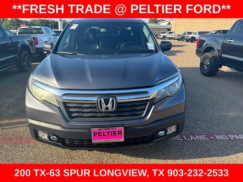 Used 2017 Honda Ridgeline RTL-T image 2