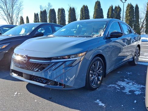 New 2026 Nissan Sentra SL w/ Floor Mat Package image 3